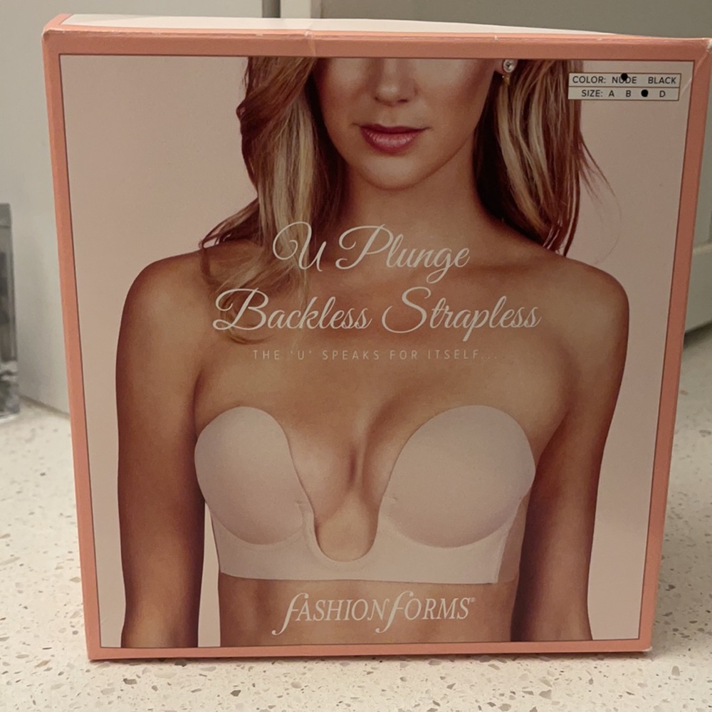 U Plunge Backless Strapless Bra - cup C size.